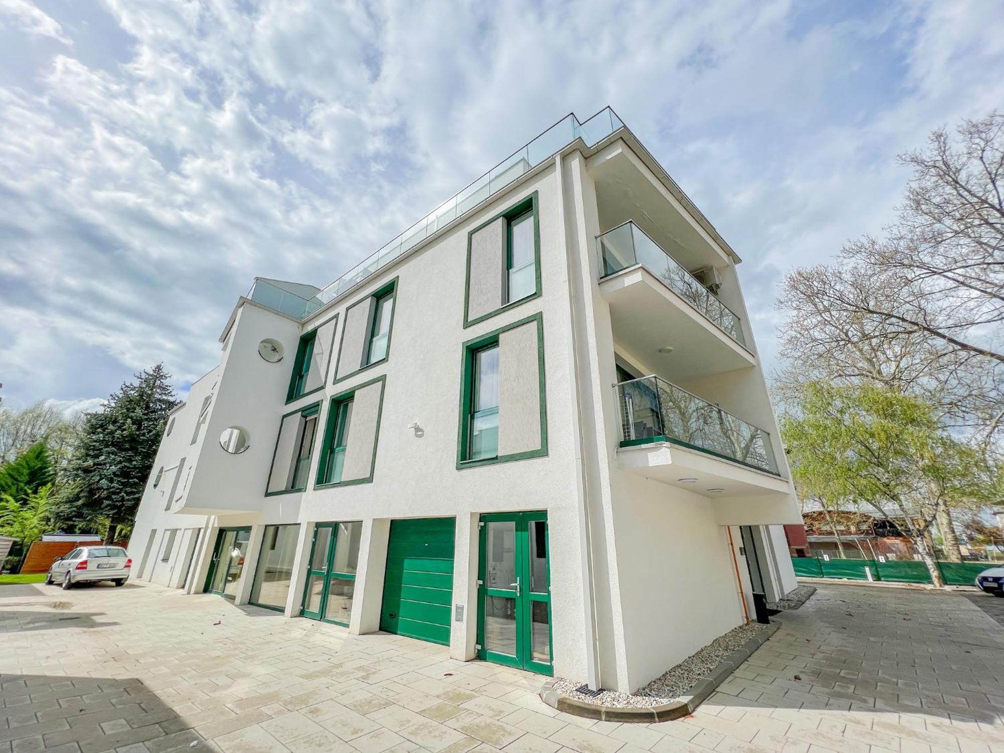 Villa Bauhaus Wellness Apartments 207 - Petiteplage Siófok Eksteriør billede